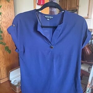 Women's Blue Top